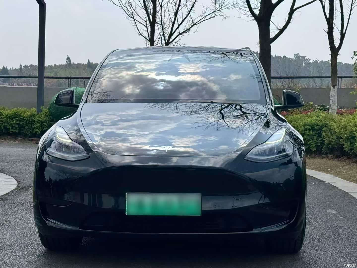 Tesla Model Y, 2022 2