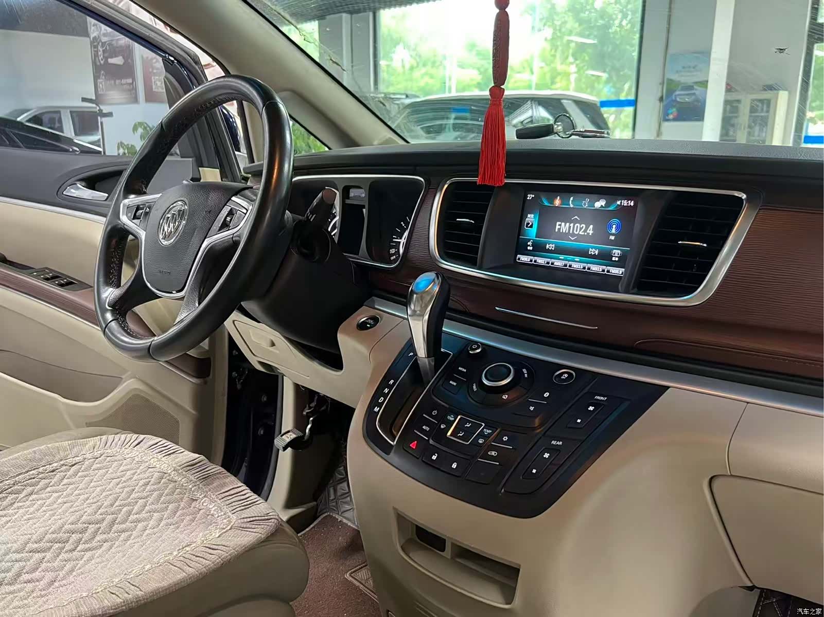 Buick GL8, 2017 16