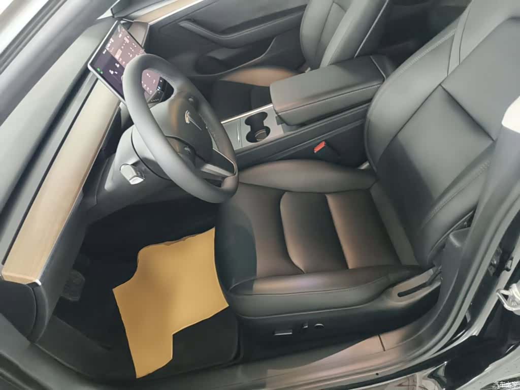 Tesla Model 3, 2021 15