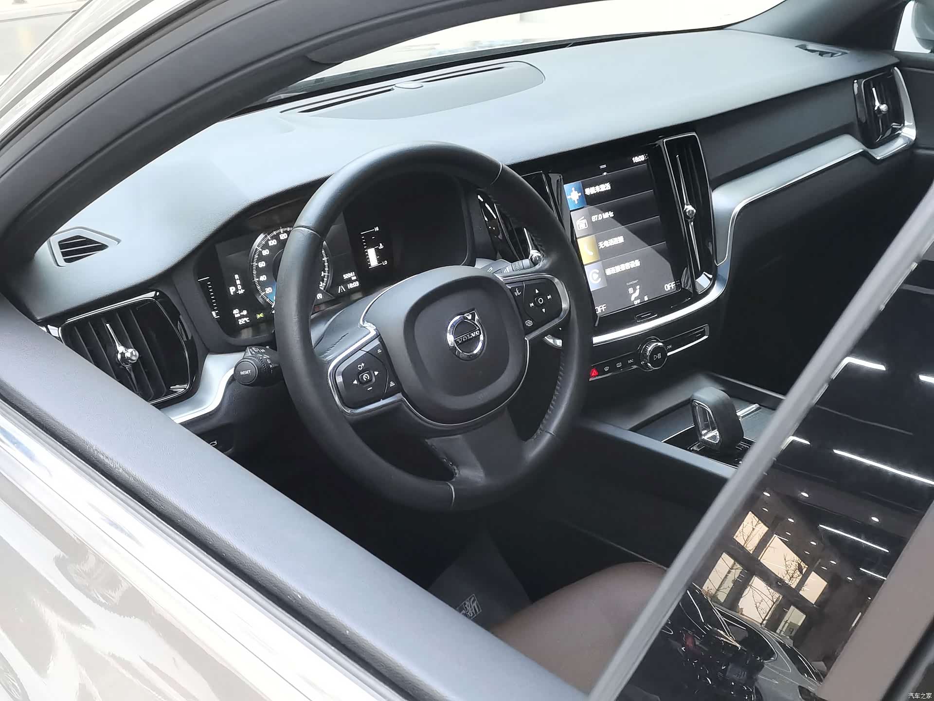 Volvo S60, 2022 13