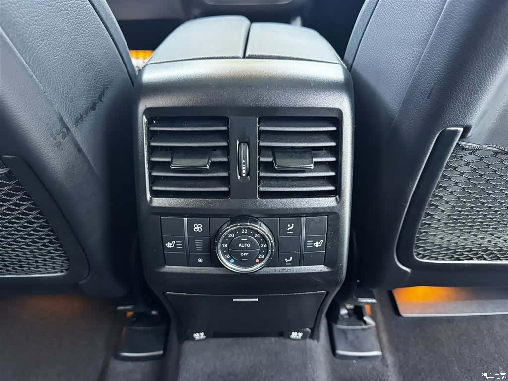 Mercedes-Benz GL-Class, 2020 20