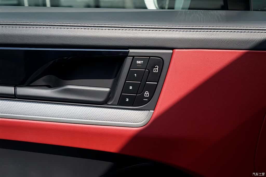 Porsche Cayenne, 2025 18