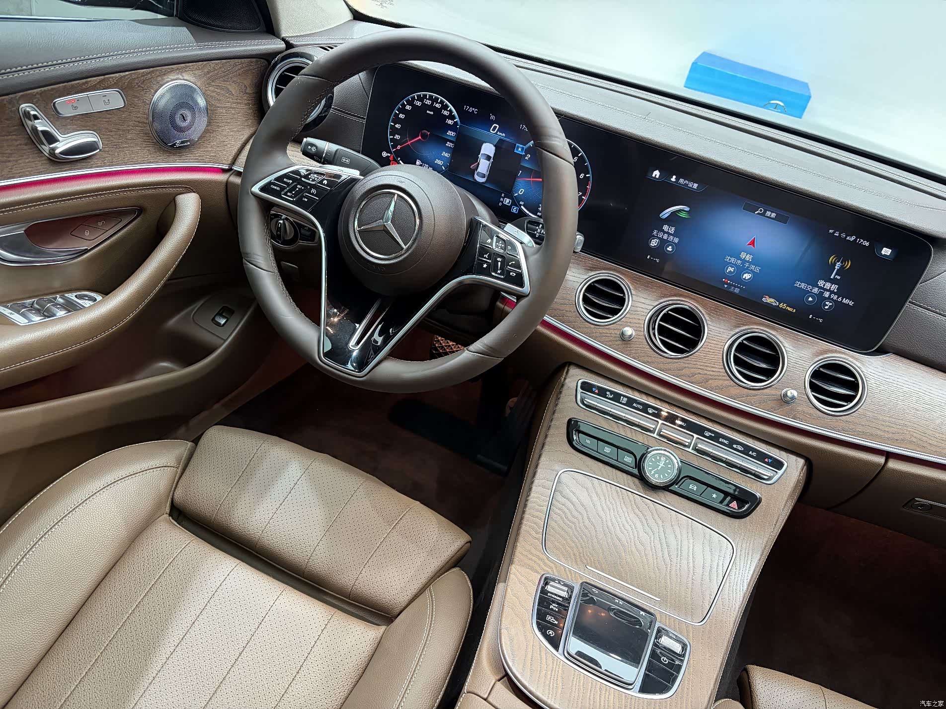 Mercedes-Benz E-Class, 2022 8