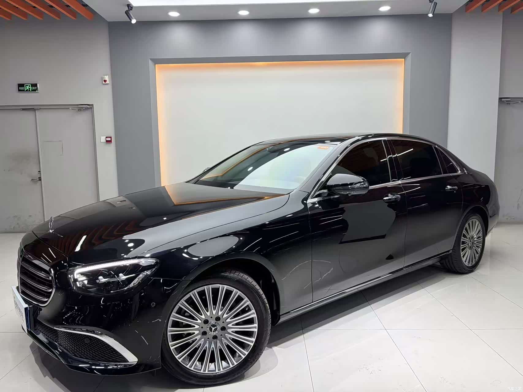 Mercedes-Benz E-Class, 2022 1