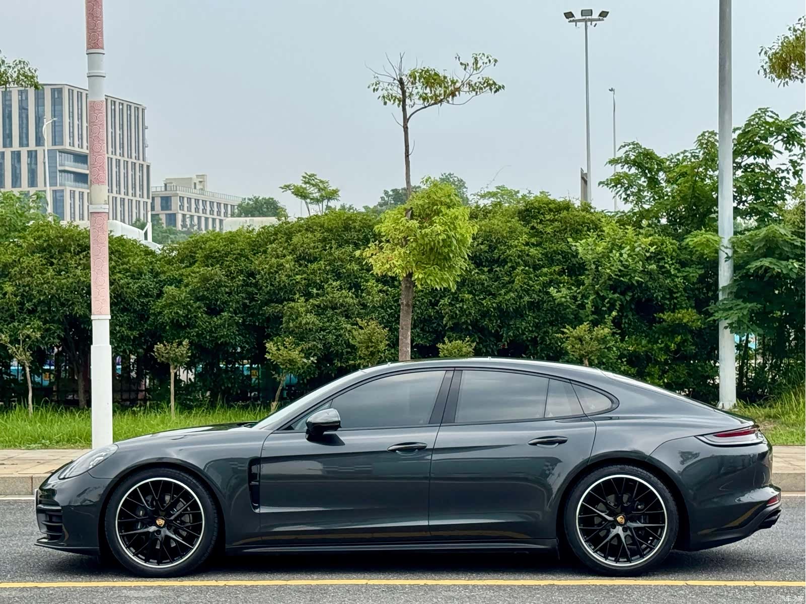 Porsche Panamera, 2022 8