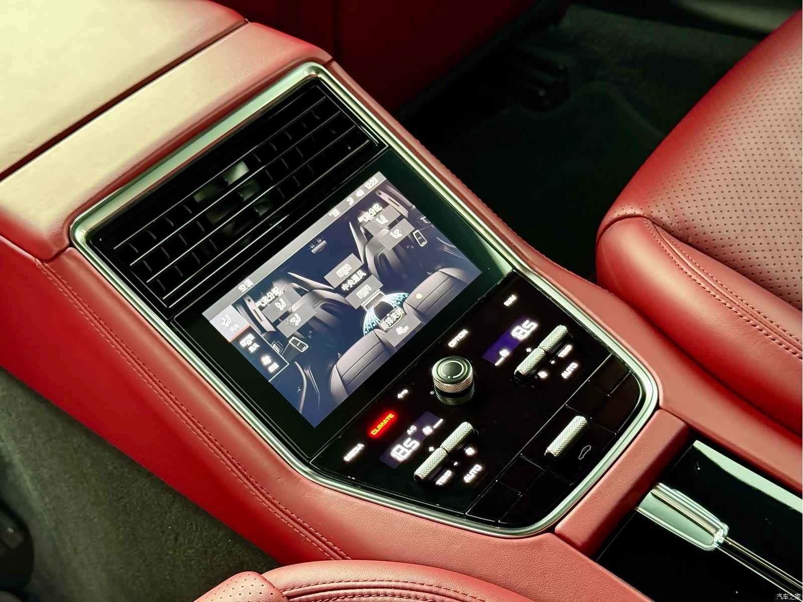 Porsche Panamera, 2022 23