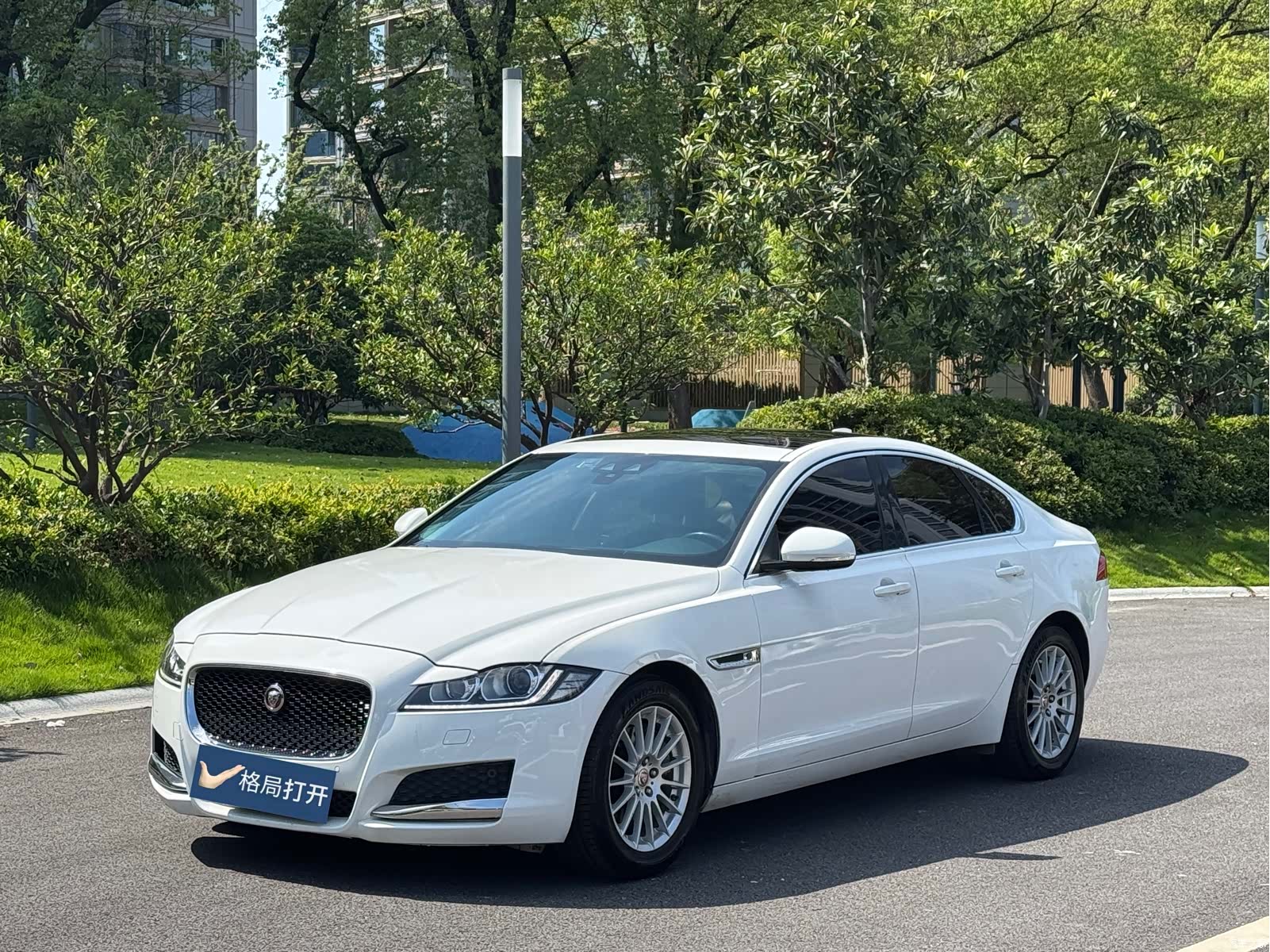Jaguar XF, 2016 2