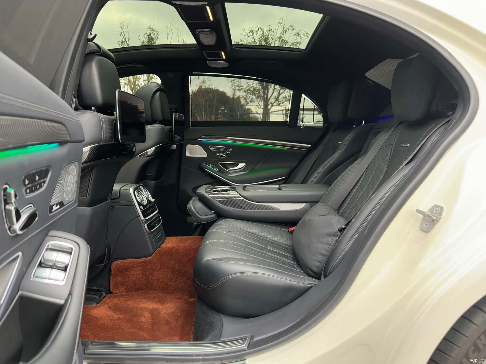 Mercedes-Benz S-Class, 2019 16