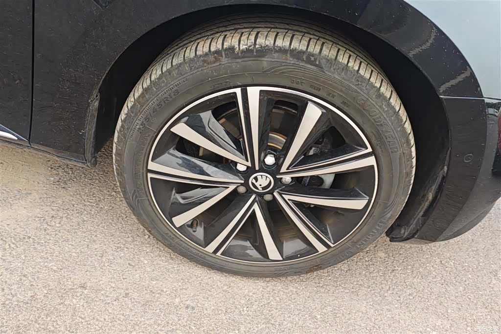 Skoda Superb, 2024 6