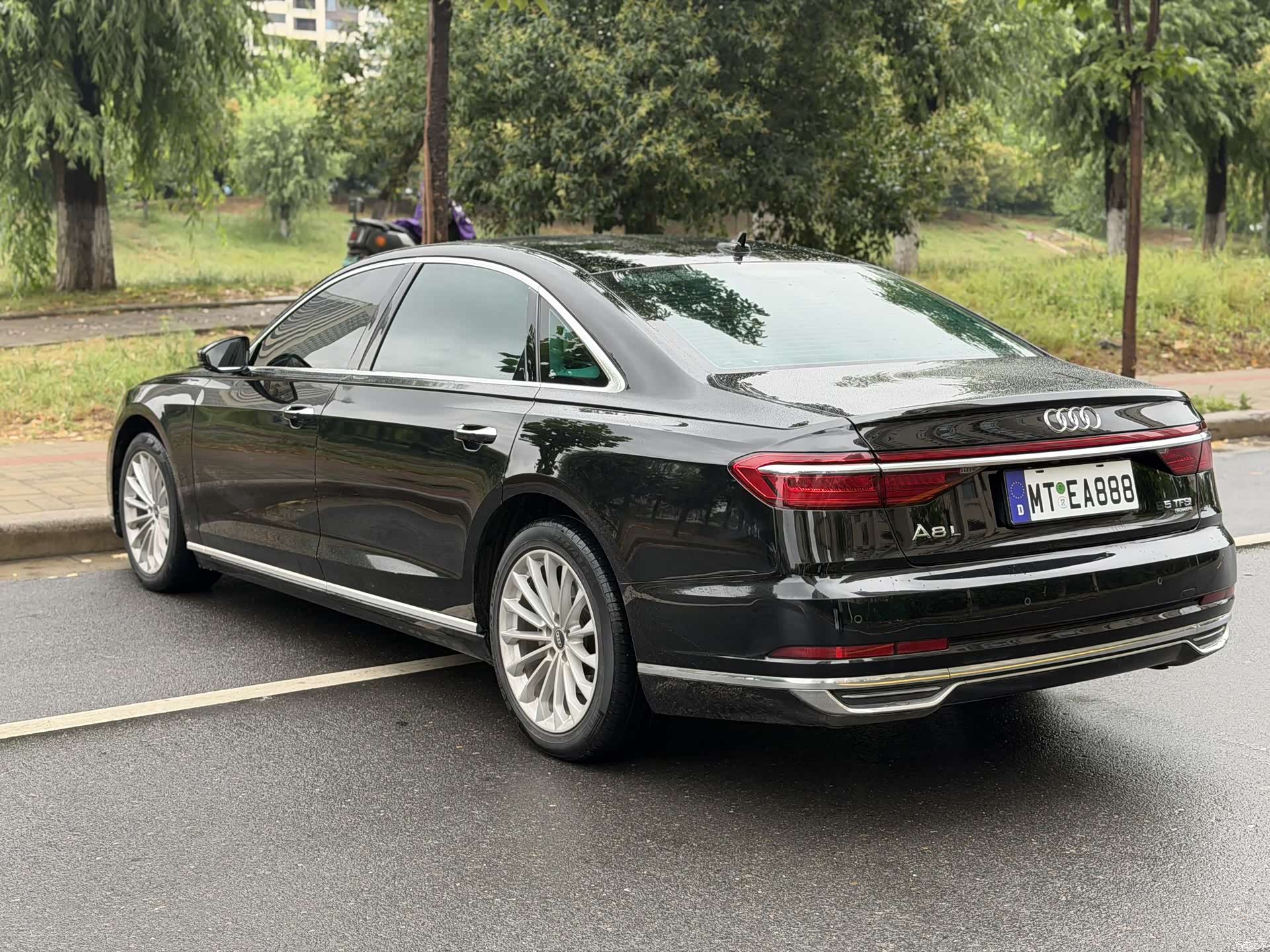 Audi A8L, 2021 9