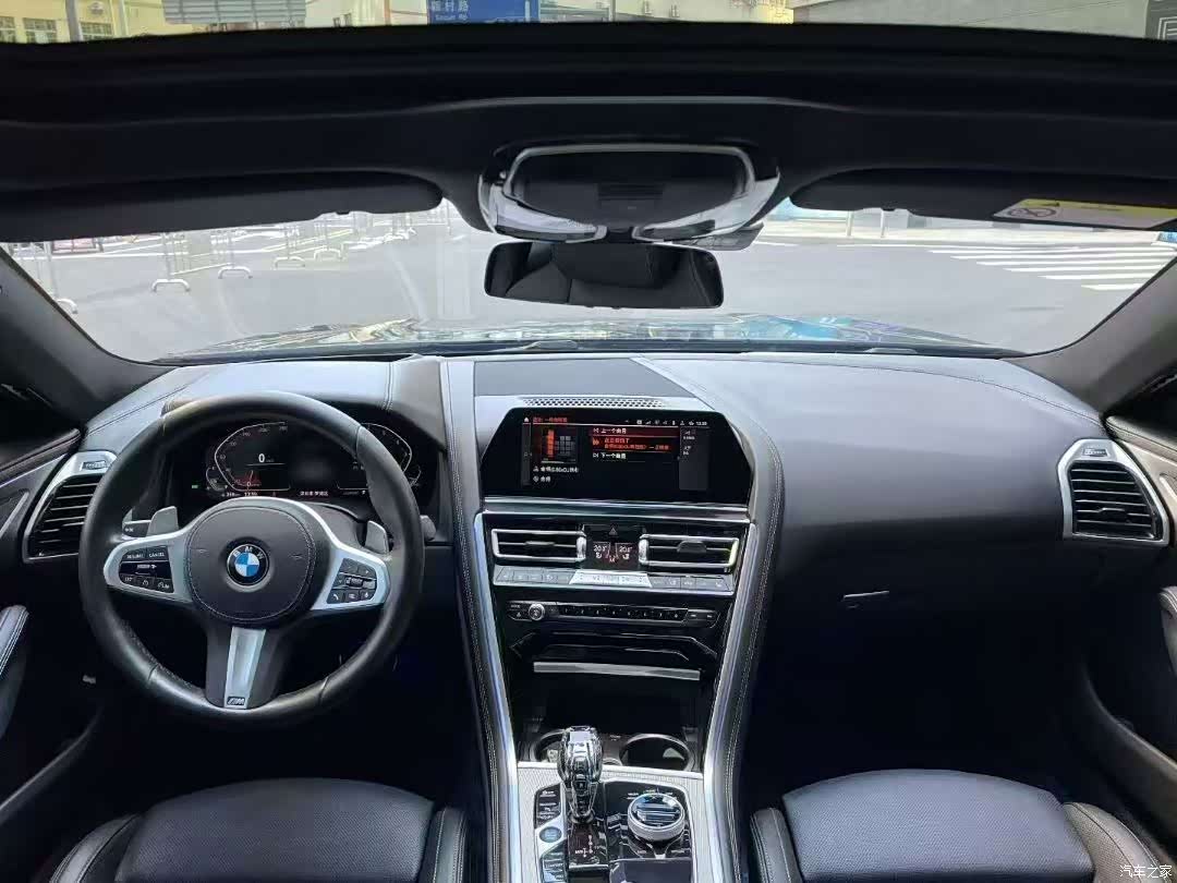 BMW 8 Series, 2020 все фото