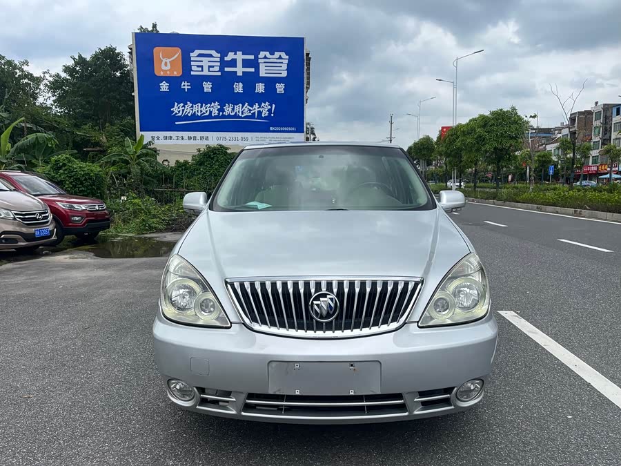 Buick GL8 2012, фото 2