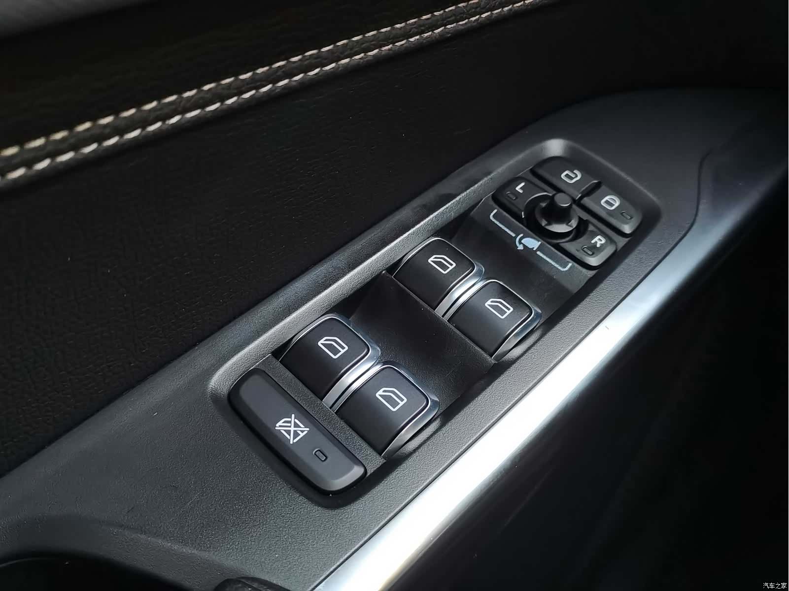 Lynk & Co 01, 2020 11