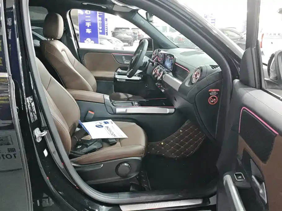Mercedes-Benz GLB