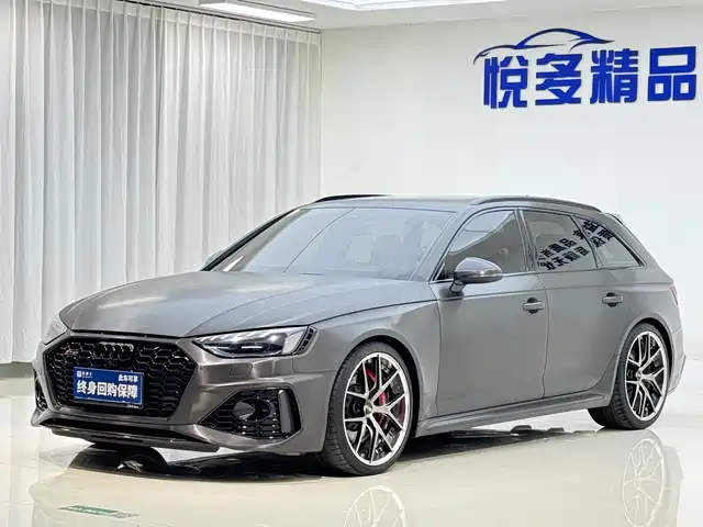 Audi RS 4 2022 — купить из Китая под заказ