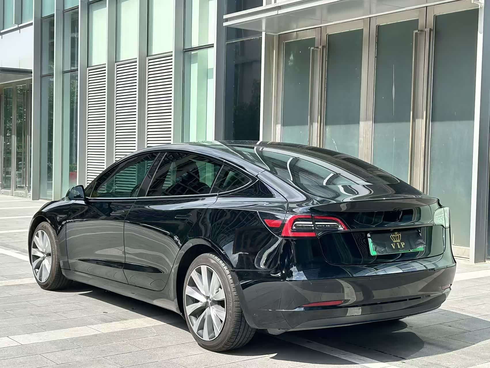 Tesla Model 3, 2020 4
