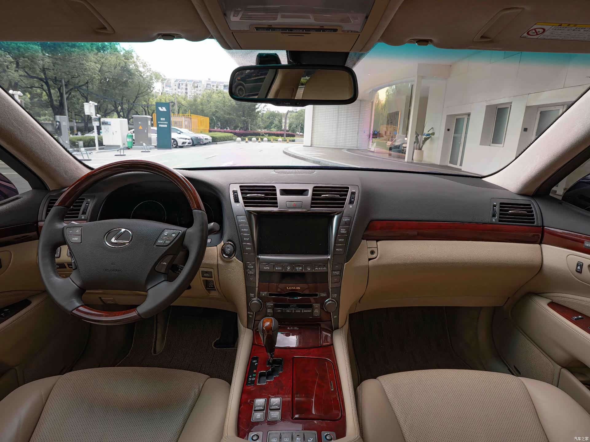 Lexus LS, 2009 17