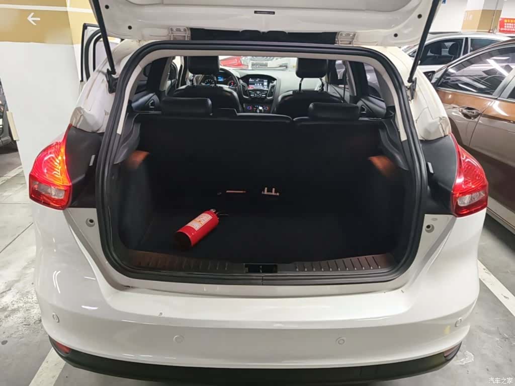 Ford Focus, 2016 19