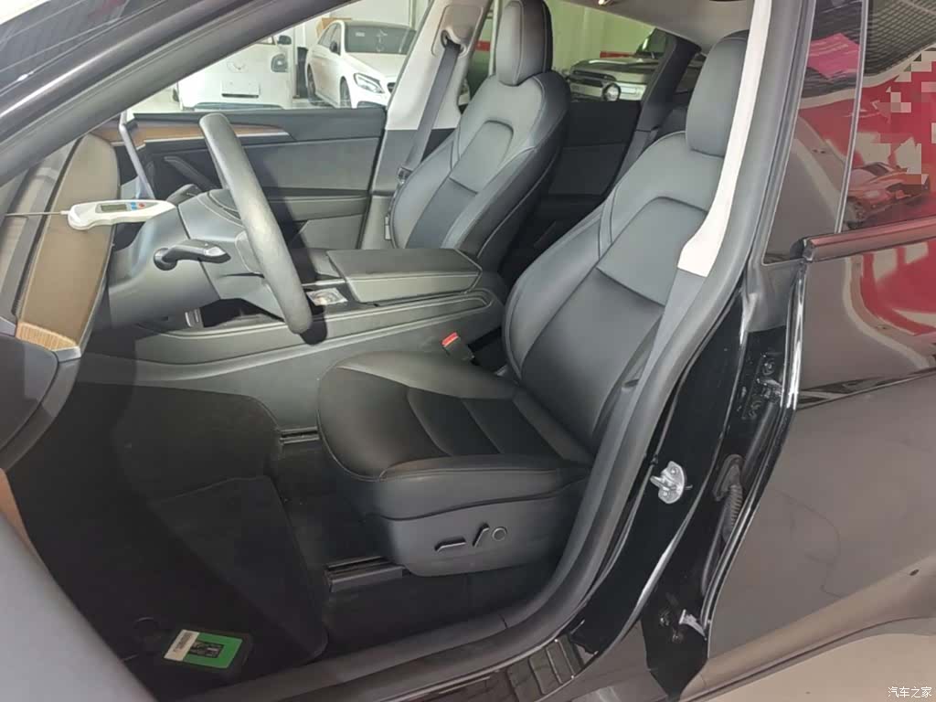 Tesla Model Y, 2021 15
