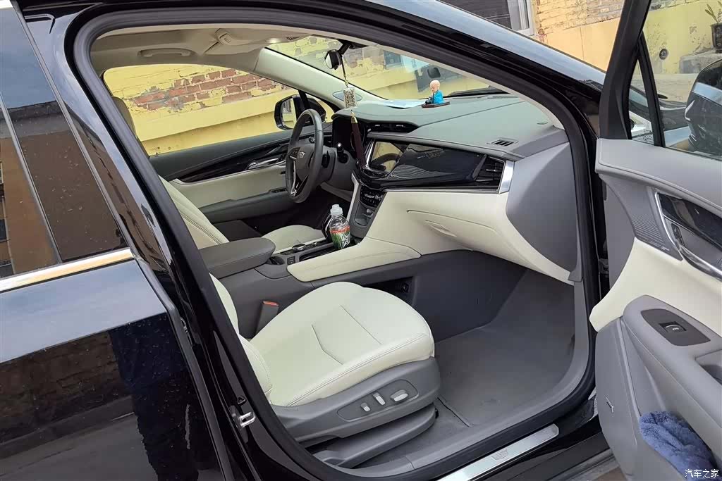 Cadillac XT6, 2024 8