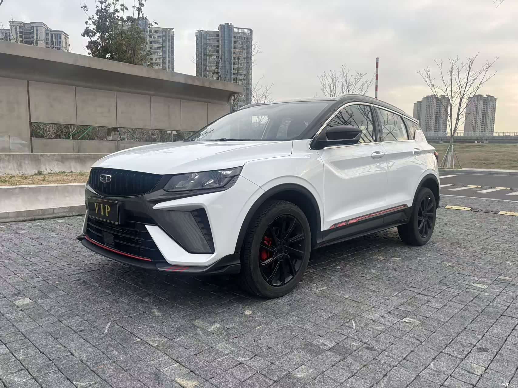 Geely Coolray, 2023 1