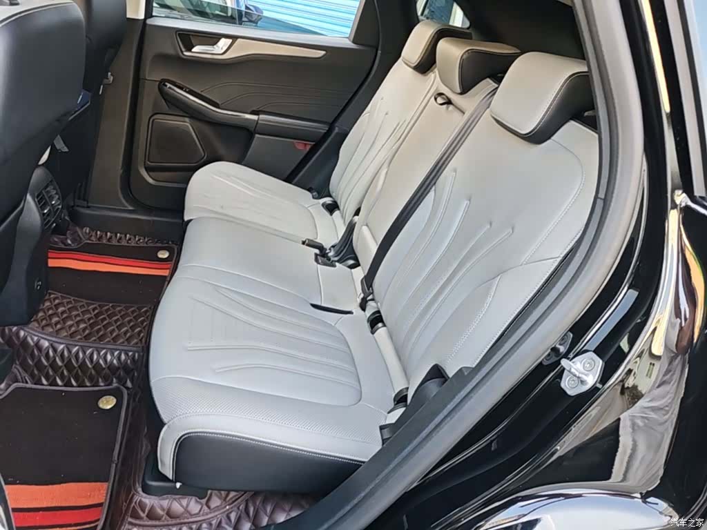 Ford Escape, 2023 17
