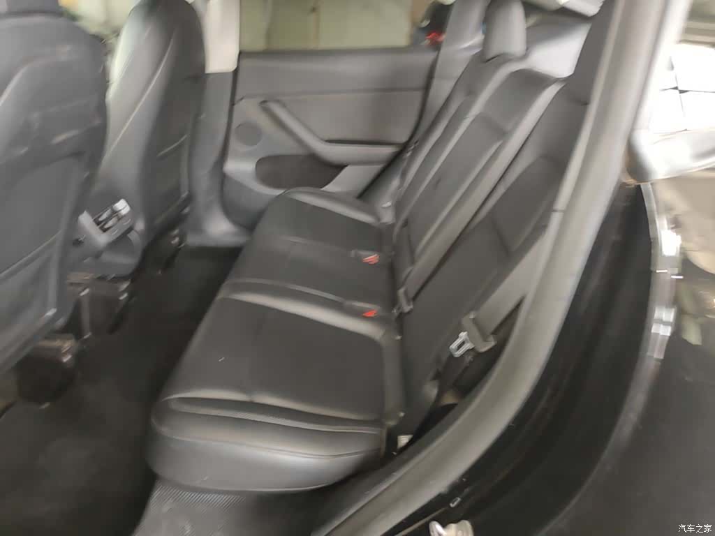 Tesla Model Y, 2021 17