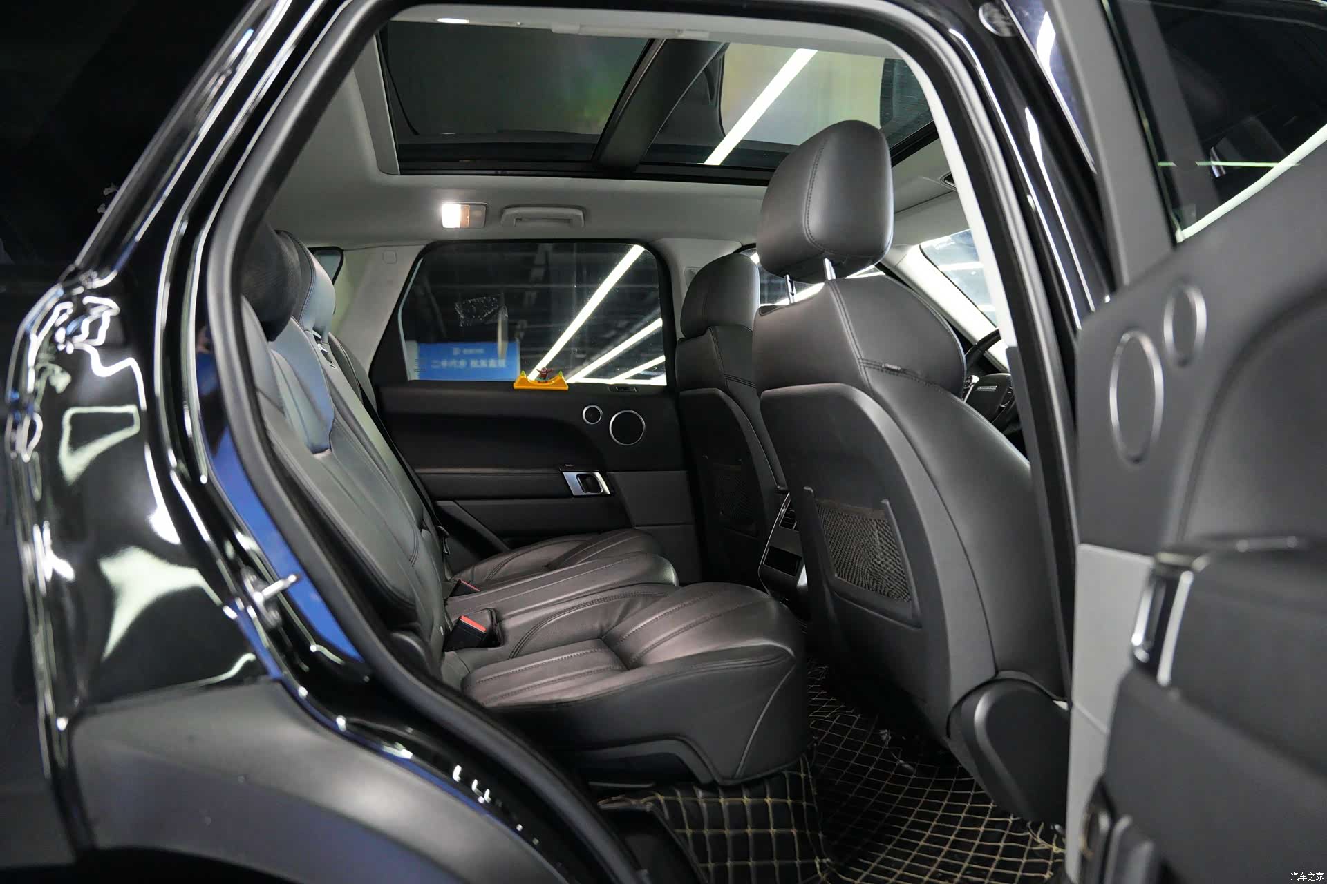 Land Rover Range Rover, 2018 15