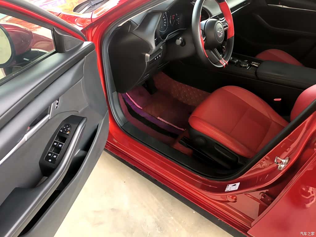 Mazda Mazda3, 2021 12