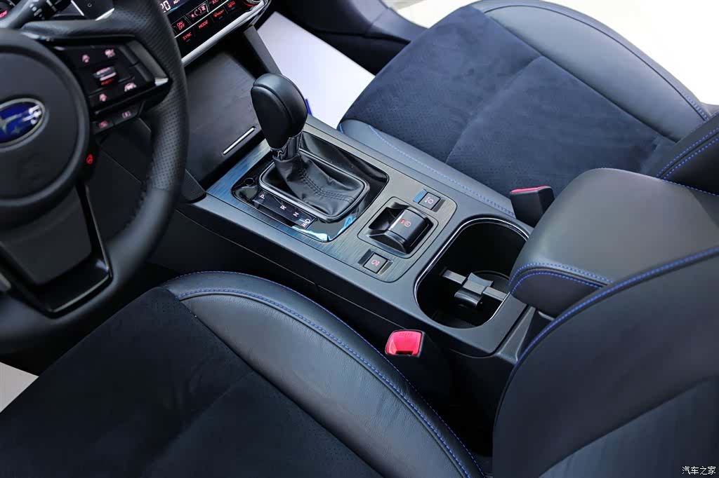 Subaru Legacy, 2021 23