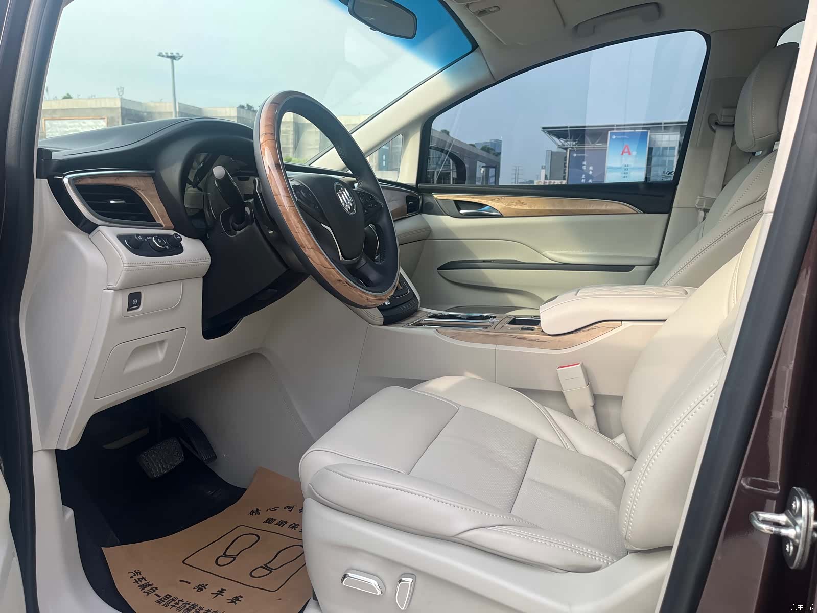 Buick GL8, 2019 7