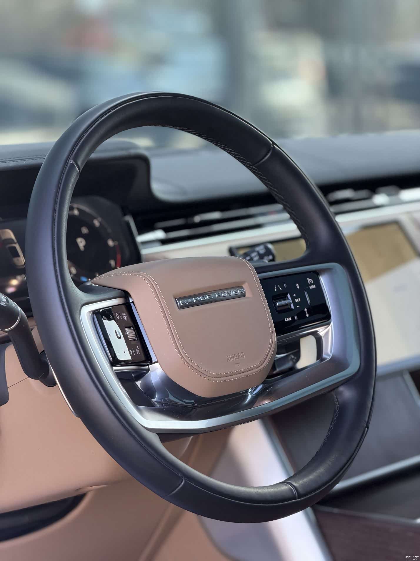 Land Rover Range Rover, 2025 11