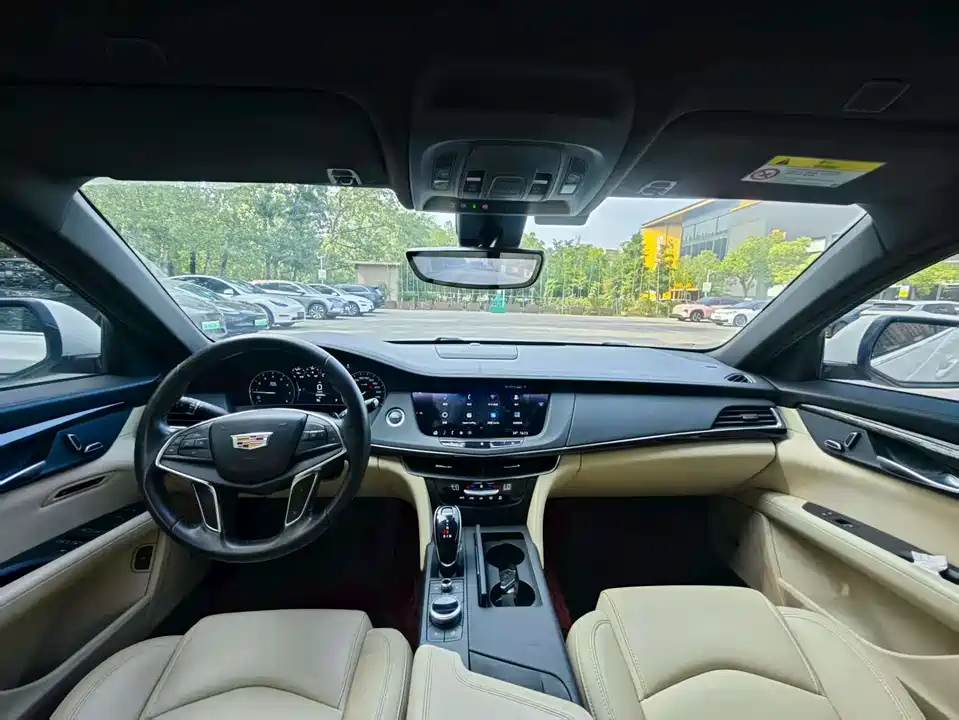 Cadillac CT6