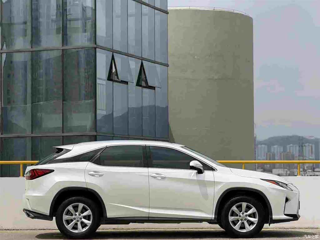 Lexus RX, 2017 9