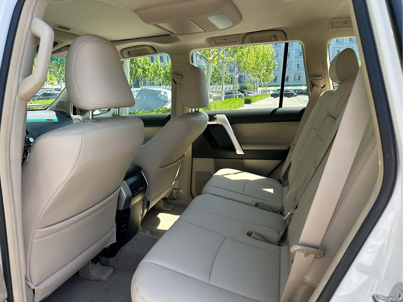 Toyota Prado, 2011 8