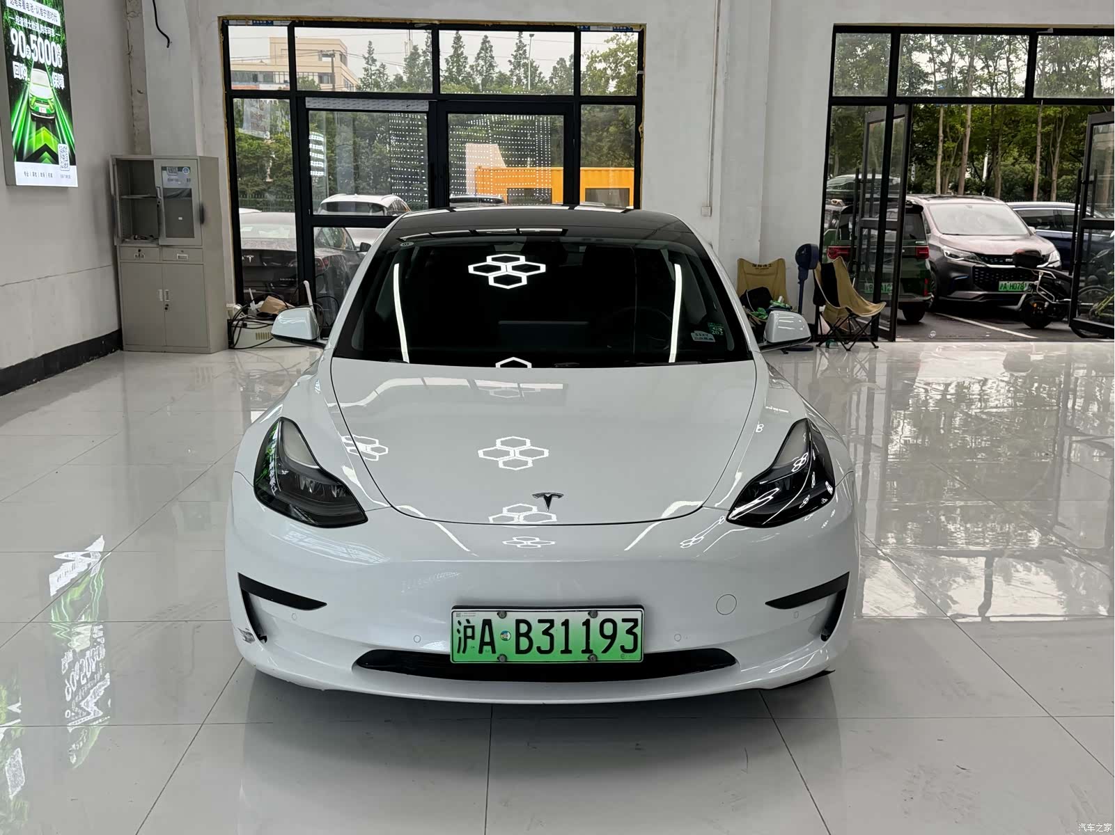 Tesla Model 3, 2022 9