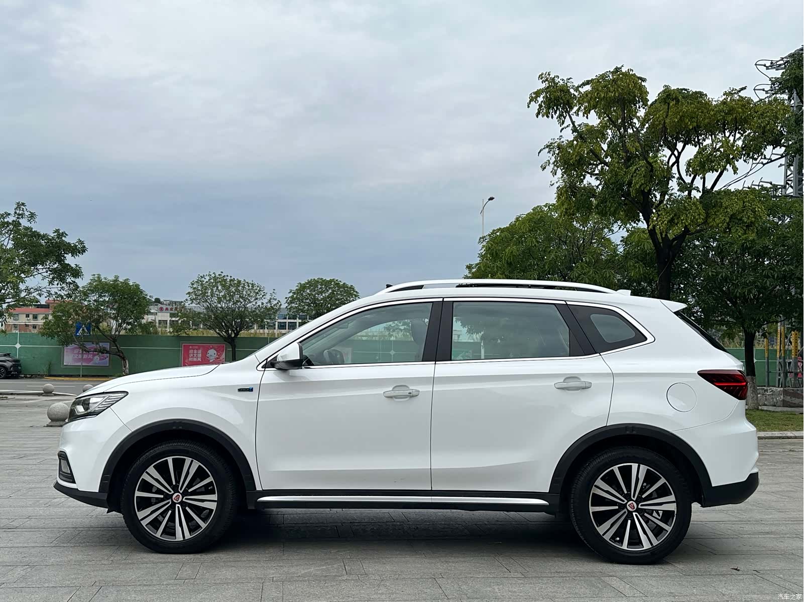 Roewe RX5, 2020 24