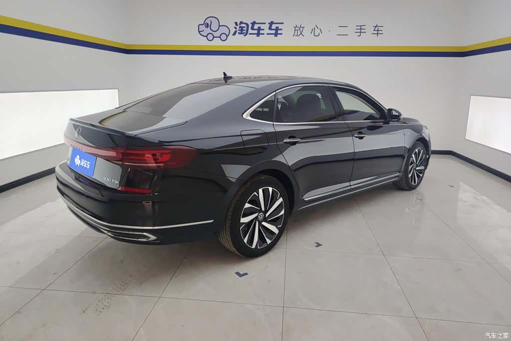 Volkswagen Passat, 2023 3