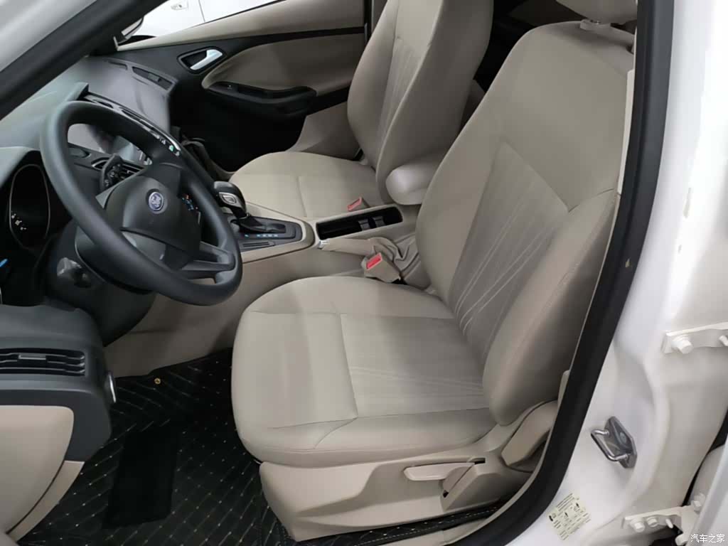 Ford Focus, 2018 15