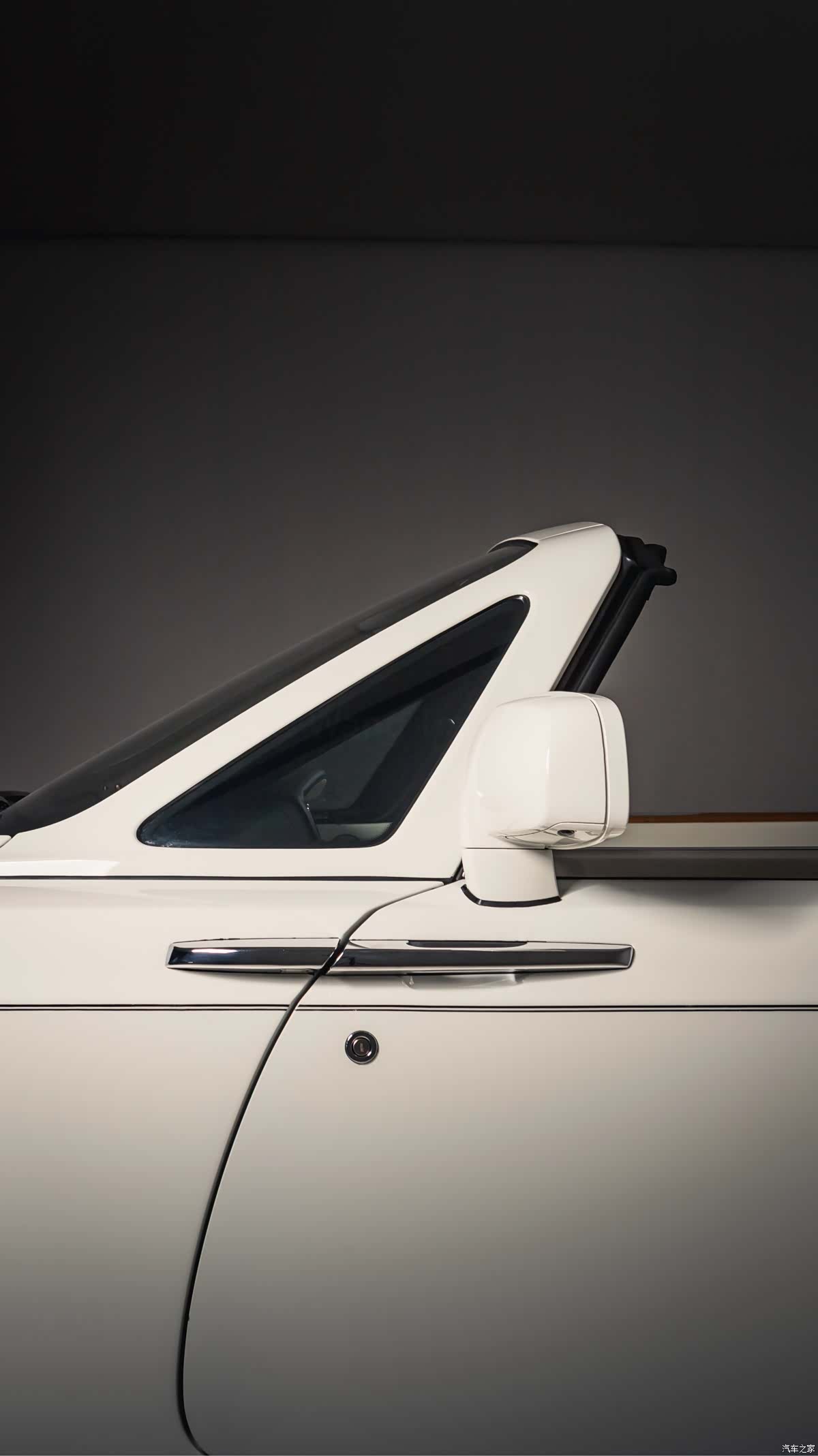Rolls-Royce Phantom, 2015 15