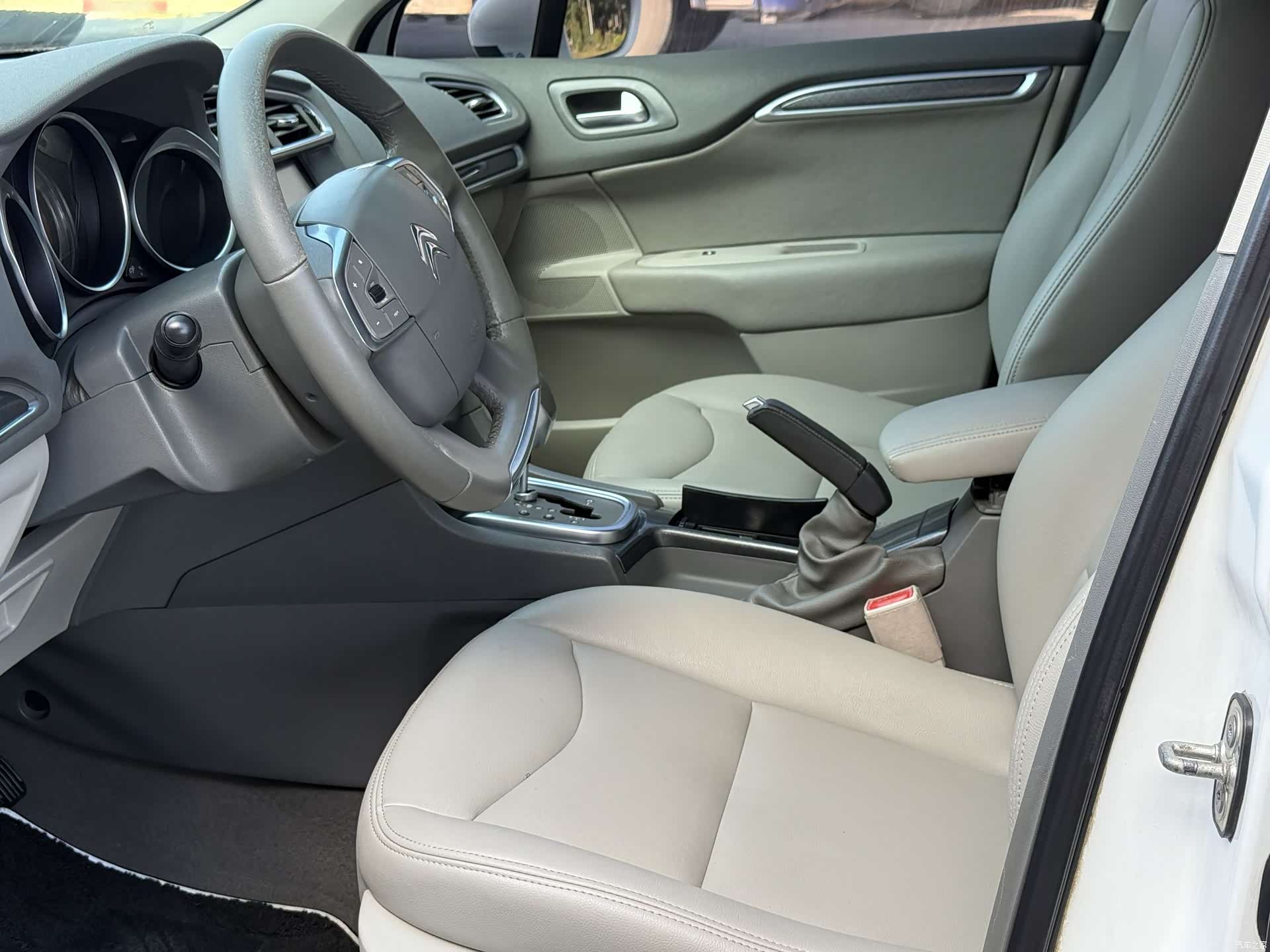Citroen C4, 2014 13
