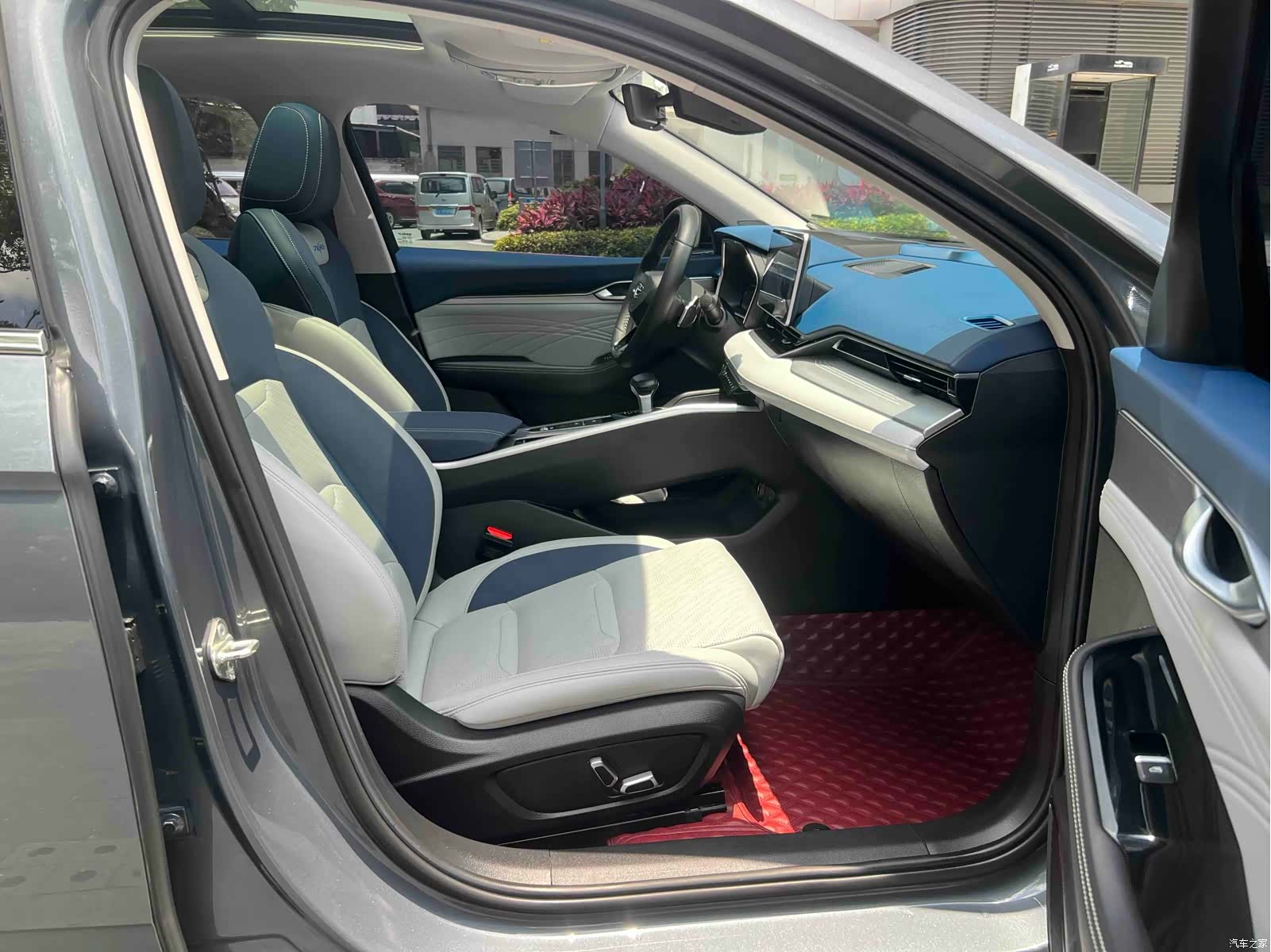 Geely Preface, 2022 13