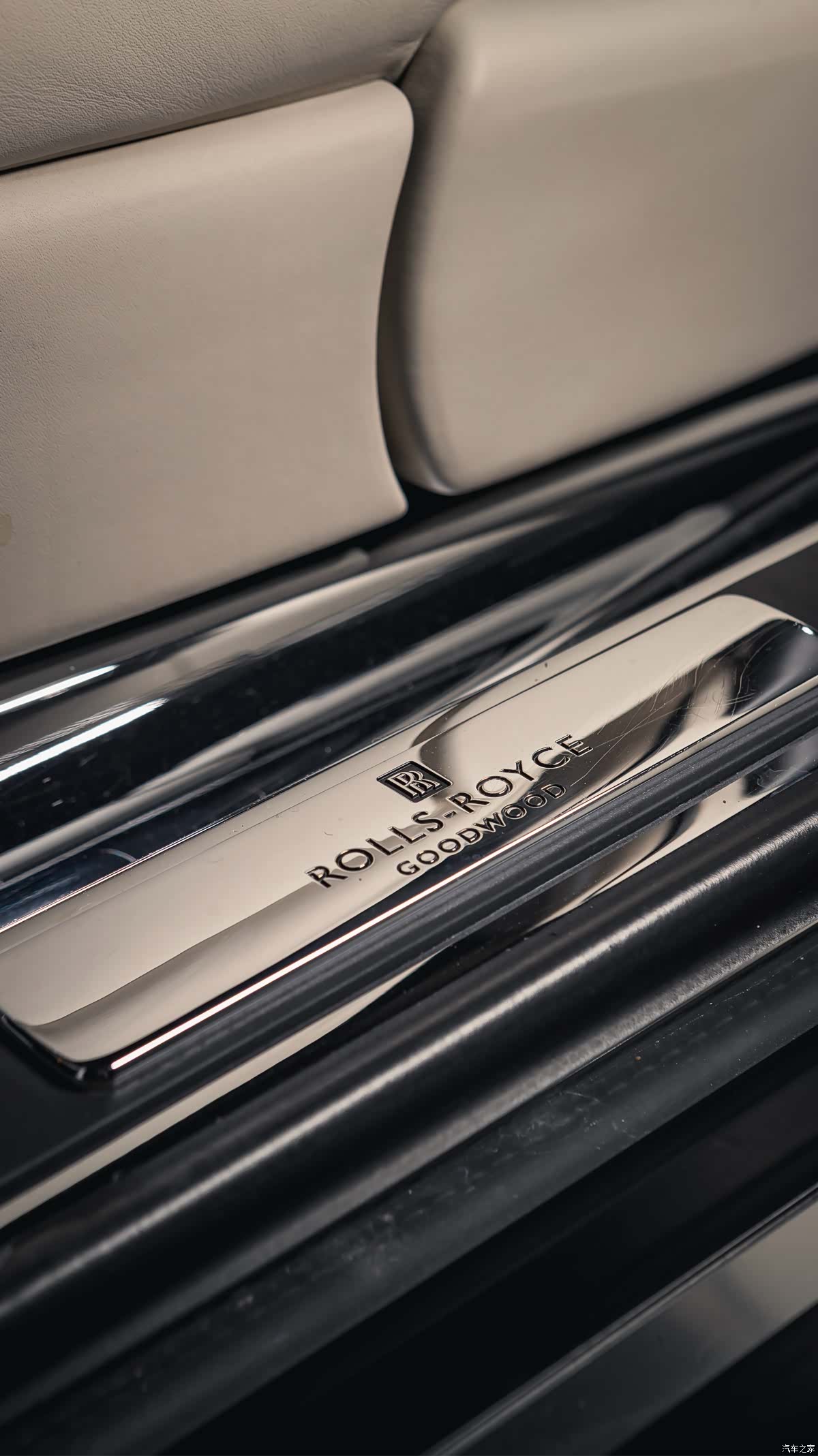Rolls-Royce Phantom, 2015 18