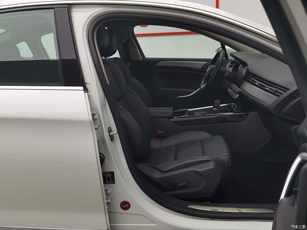 Citroen C5, 2018 23