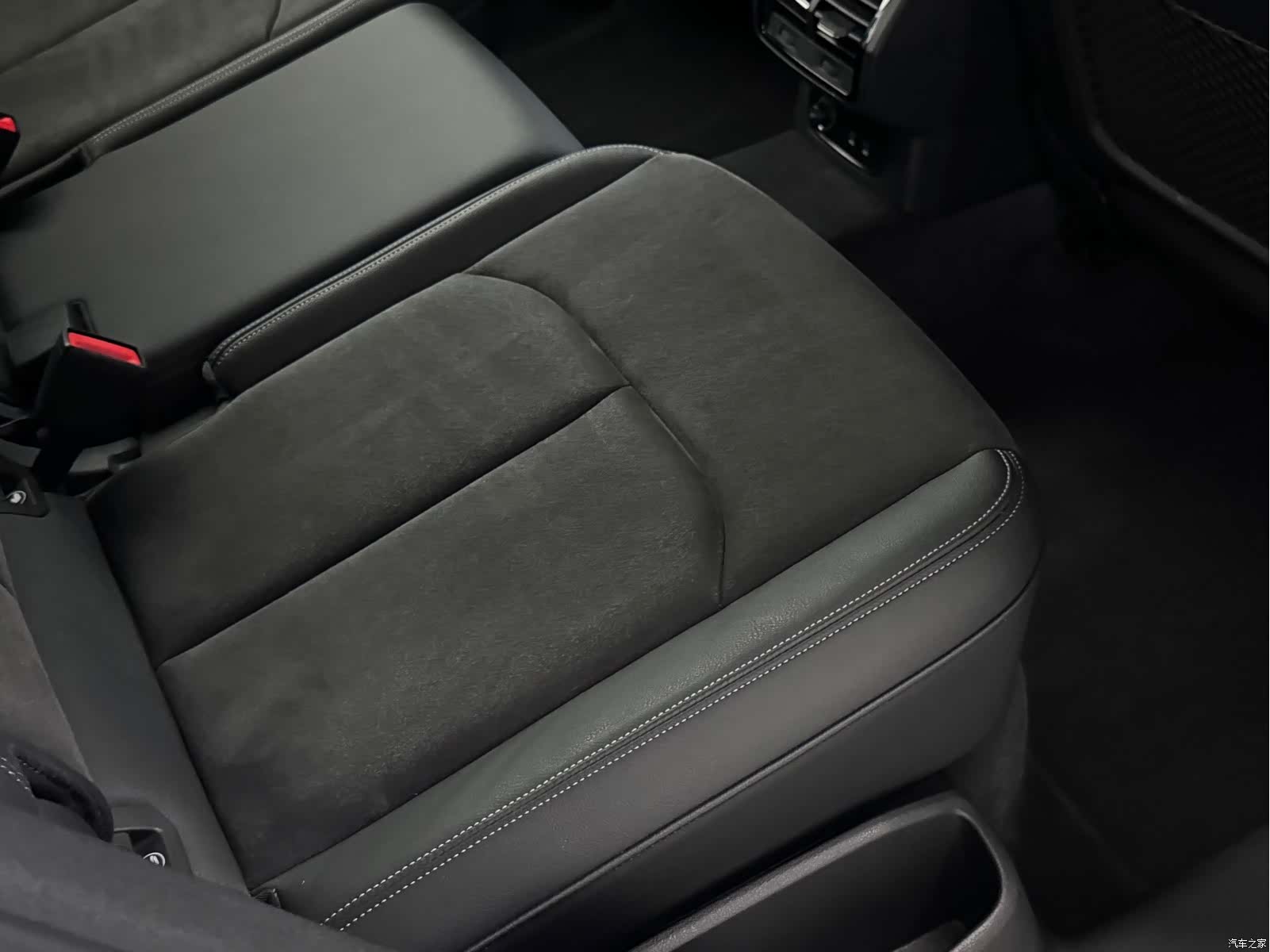 Audi Q3, 2022 13