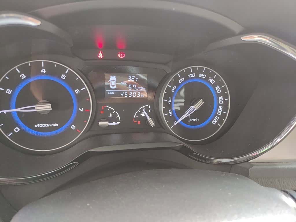 Changan V7, 2017 9