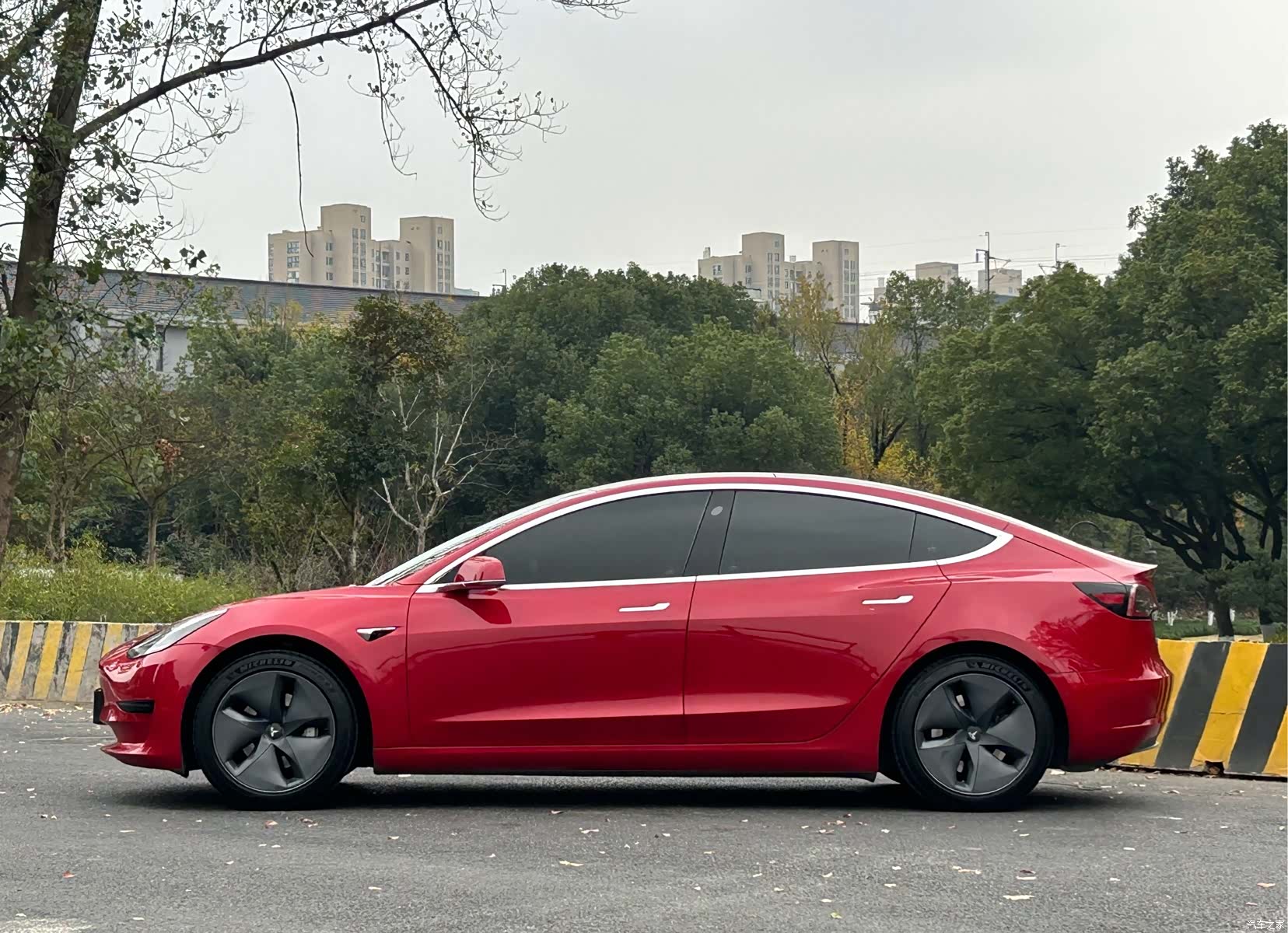 Tesla Model 3, 2020 4