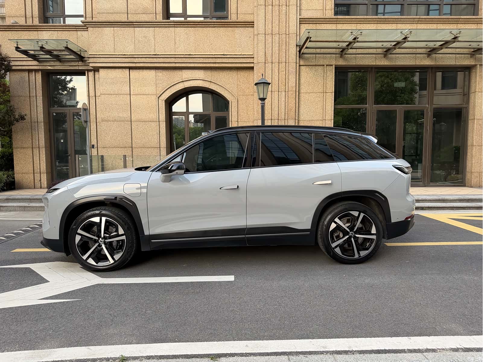 NIO ES7, 2022 4