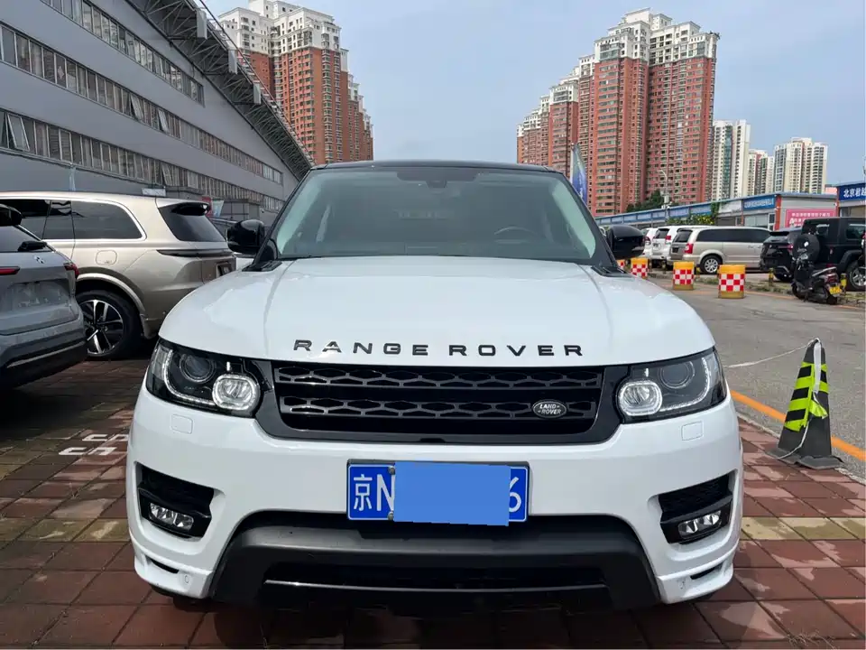 Land Rover Range Rover Sport Land Rover Range Rover Sport