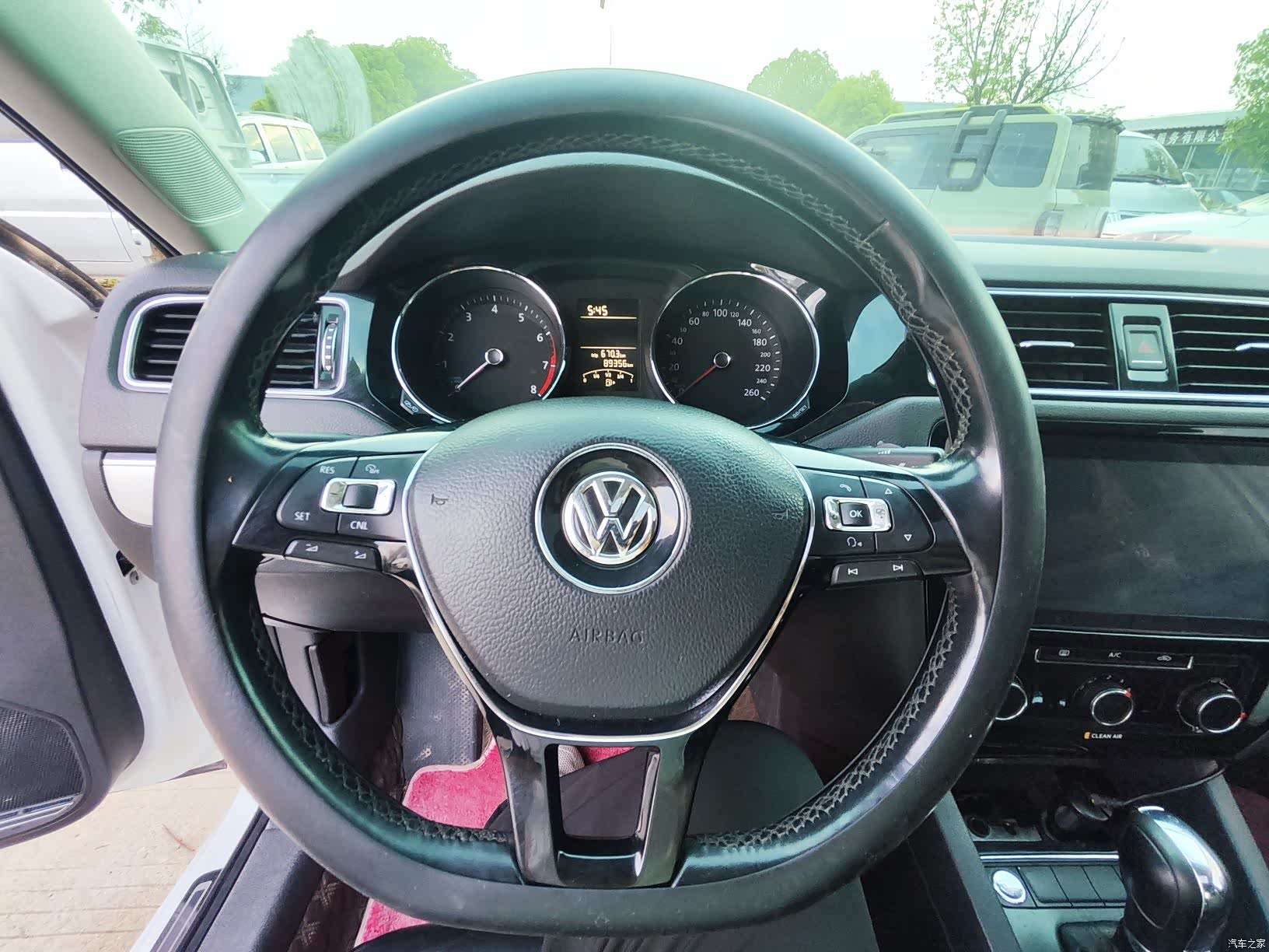 Volkswagen Sagitar, 2017 14